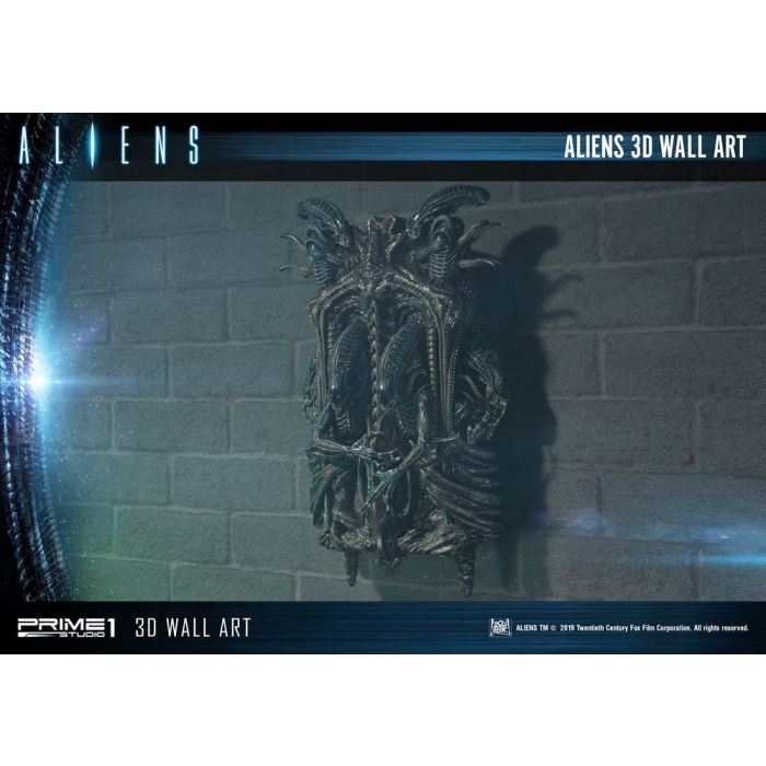 Aliens 3D Wall Art 32 x 50 cm