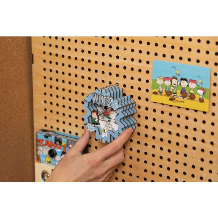 Peanuts Puremind Model Kit Wooden Theater Winter Wonderland
