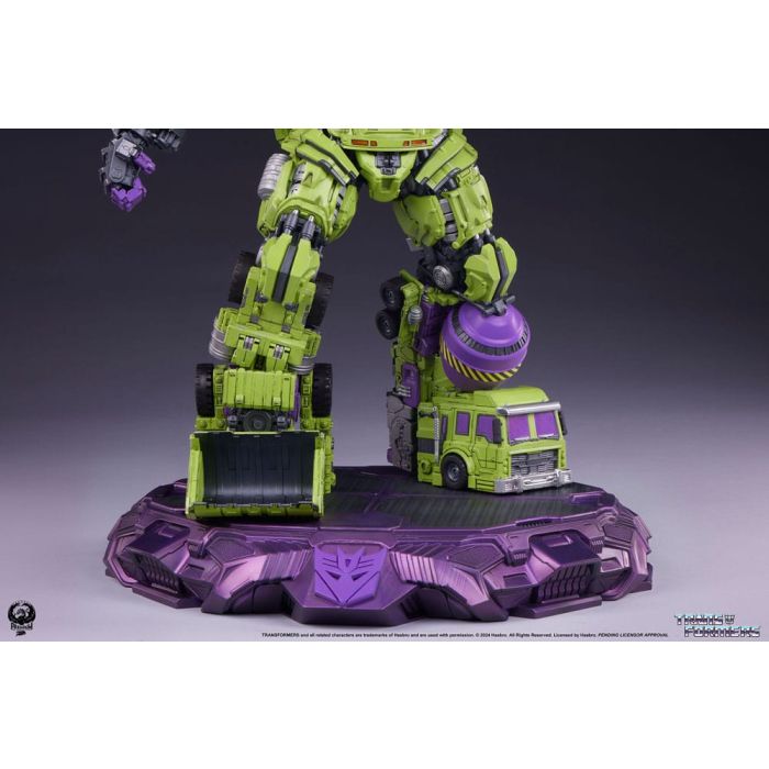 Transformers Museum Scale Statue Devastator 114 cm