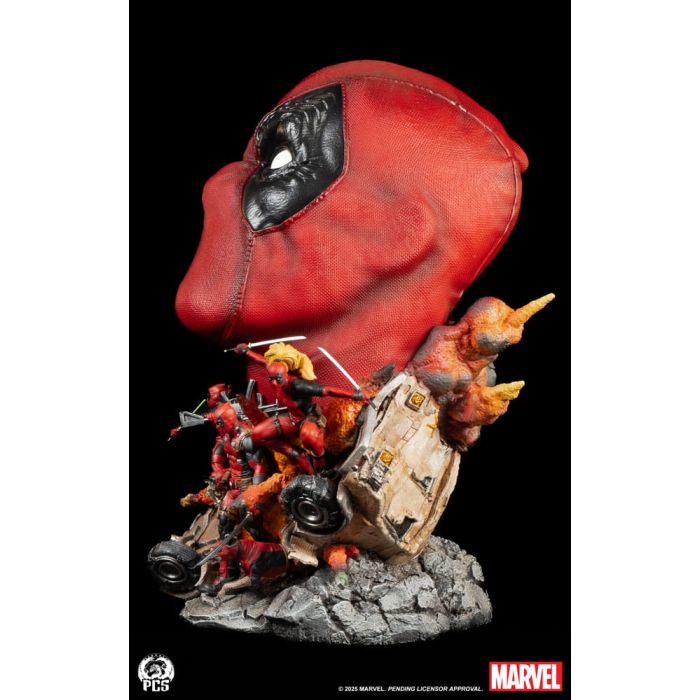 Marvel Fine Art Bust Deadpool 42 cm 