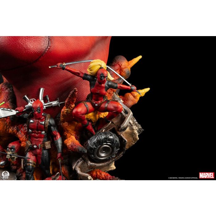 Marvel Fine Art Bust Deadpool 42 cm 
