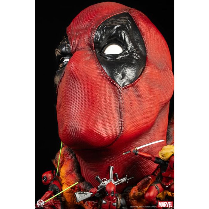 Marvel Fine Art Bust Deadpool 42 cm 