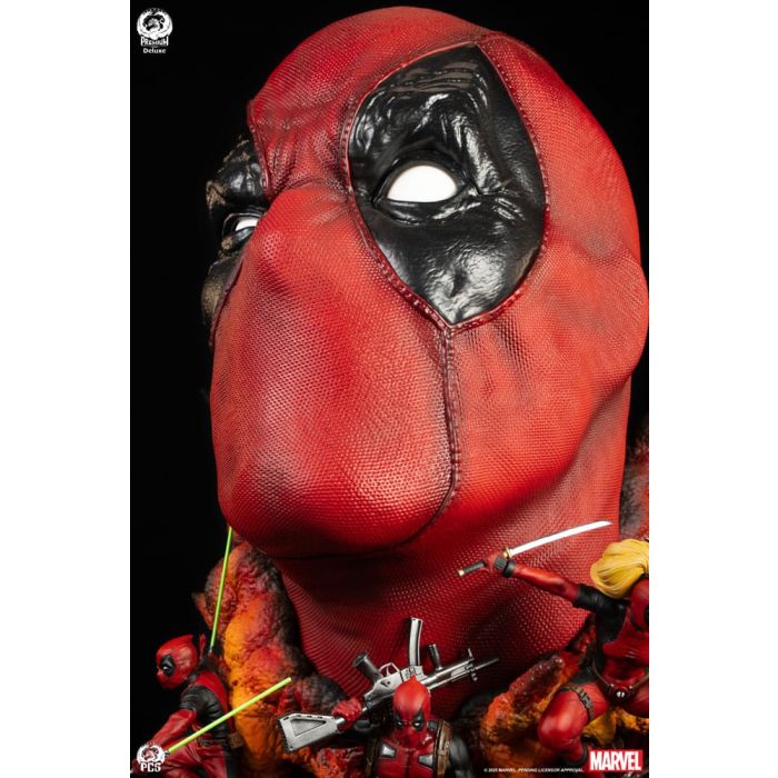 Marvel Fine Art Bust Deadpool Deluxe Edition 42 cm 