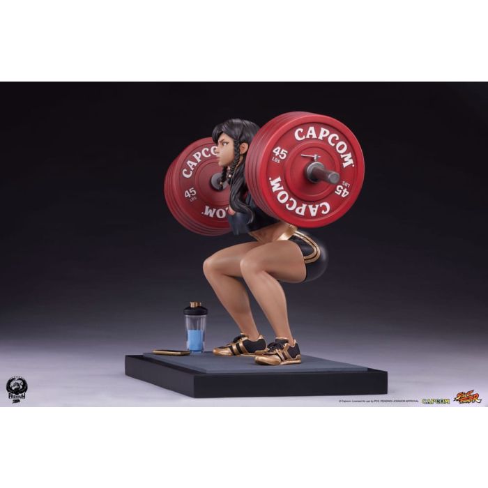Street Fighter Premier Series Statue 1/4 Chun-Li Powerlifting (Battle Edition) 37 cm