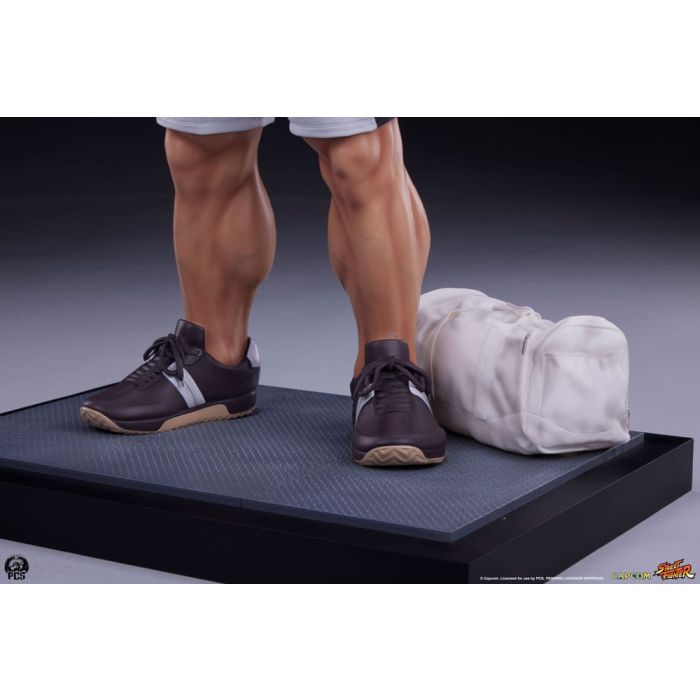 Street Fighter Premier Series Statue 1/4 Ryu Battle Edition: Powerlifting 53 cm