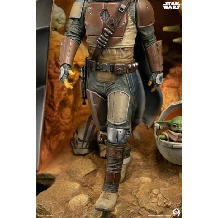 Star Wars: The Mandalorian Fine Art Bust 41 cm