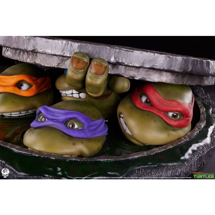 Teenage Mutant Ninja Turtles Diorama Statue 1/1 Underground 41 cm