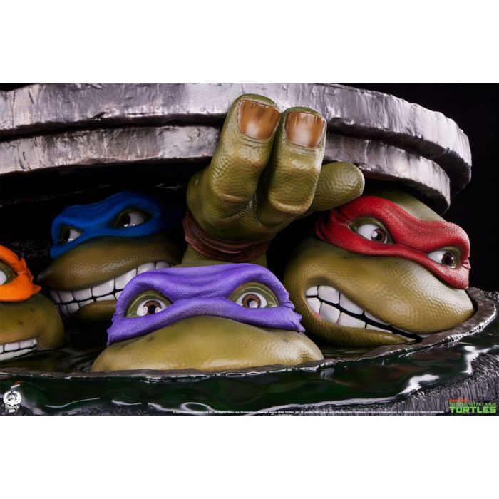 Teenage Mutant Ninja Turtles Diorama Statue 1/1 Underground 41 cm