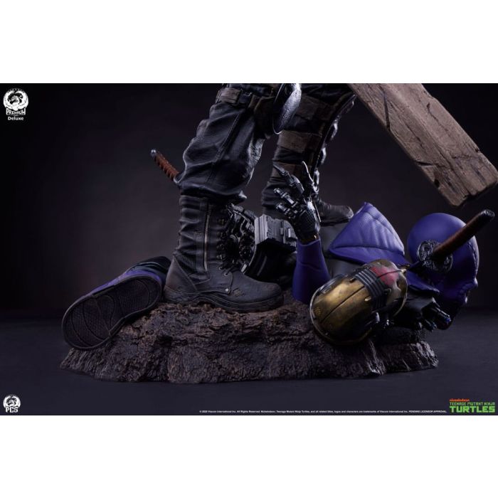 Teenage Mutant Ninja Turtles Legends Statue 1/3 Casey Jones Deluxe Edition 65 cm 