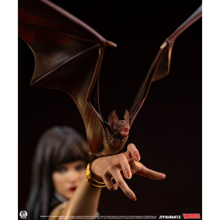 Vampirella Statue 1/2 Vampirella 112 cm
