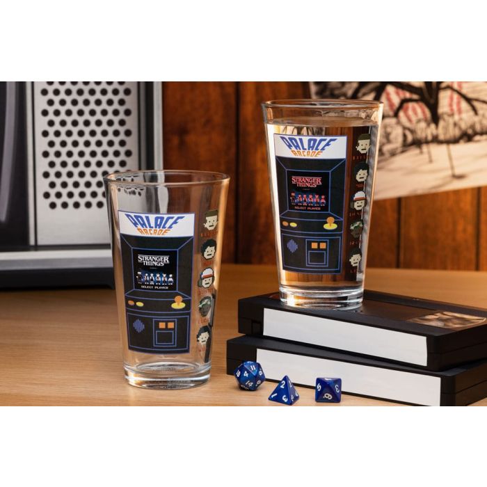 Stranger Things Drinking glass with thermo effect Arcade 400 ml