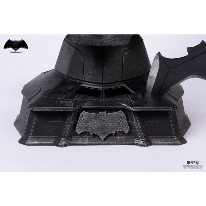 Justice League: Batman v Superman: Dawn of Justice Replica 1/1 Batman Cowl 51 cm