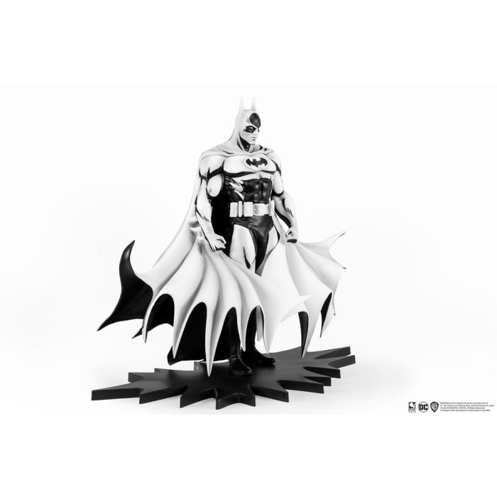 Batman PX PVC Statue 1/8 SDCC 2024 Batman Black & White Version 27 cm  