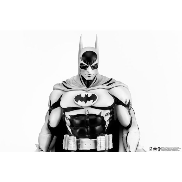 Batman PX PVC Statue 1/8 SDCC 2024 Batman Black & White Version 27 cm  