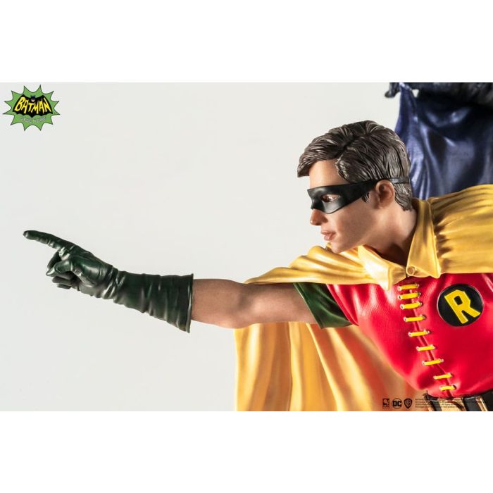 DC Comics PVC Diorama Statue 1/8 Batman & Robin 1966 23 cm