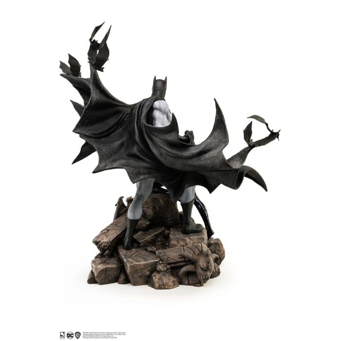 DC Comics Statue 1/4 Batman & Catwoman Reunion 67 cm