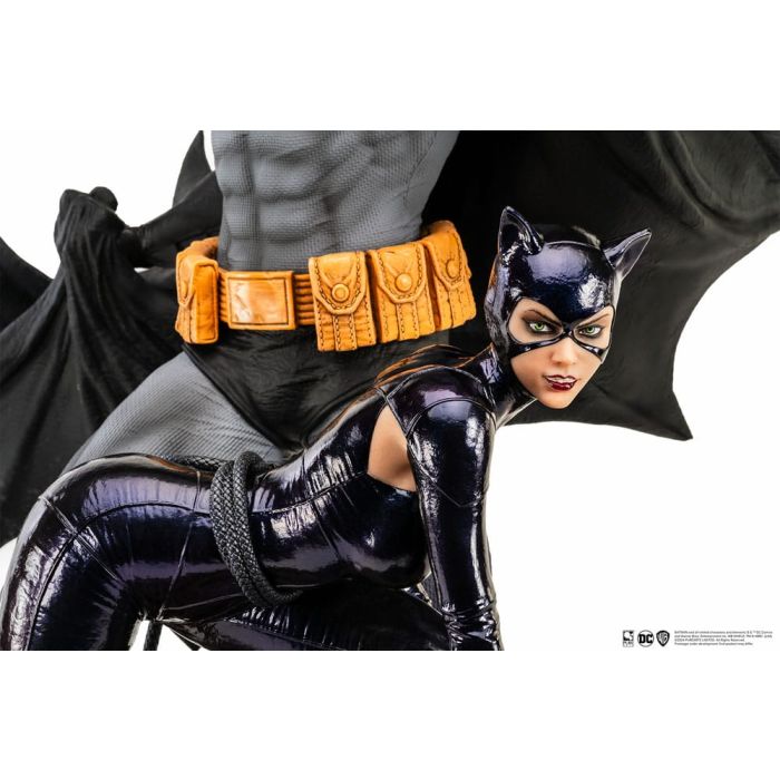 DC Comics Statue 1/4 Batman & Catwoman Reunion 67 cm