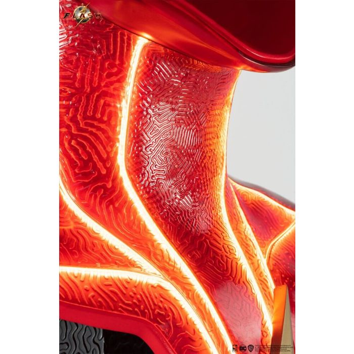 DC Comics Replica 1/1 Scale The Flash Cowl 70 cm