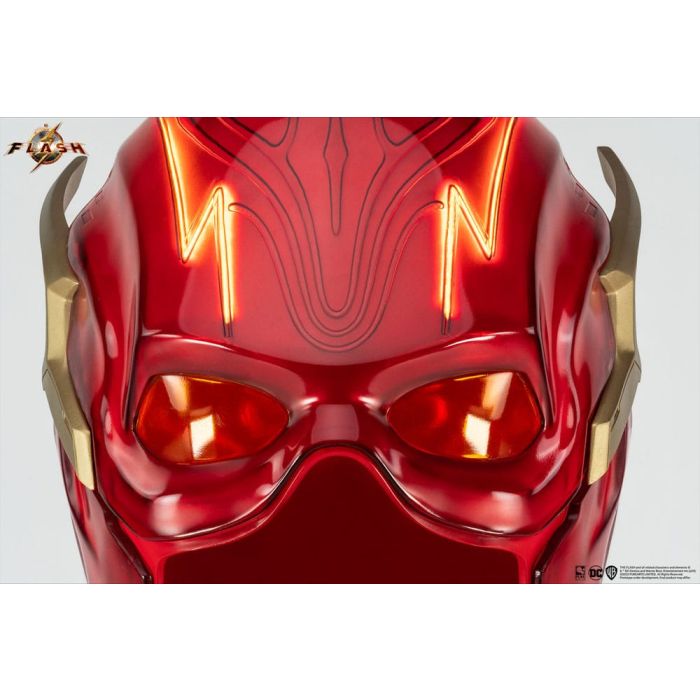 DC Comics Replica 1/1 Scale The Flash Cowl 70 cm