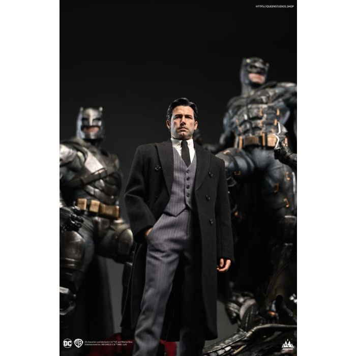 Justice League Statue 1/4 Bruce Wayne (Ben Affleck) 51 cm