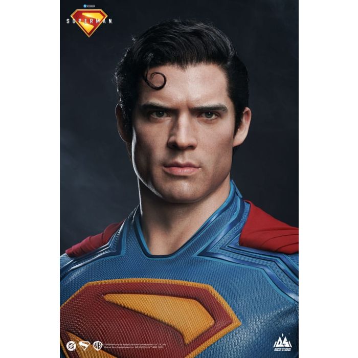 Superman 2025 Life-Size Statue Superman 208 cm