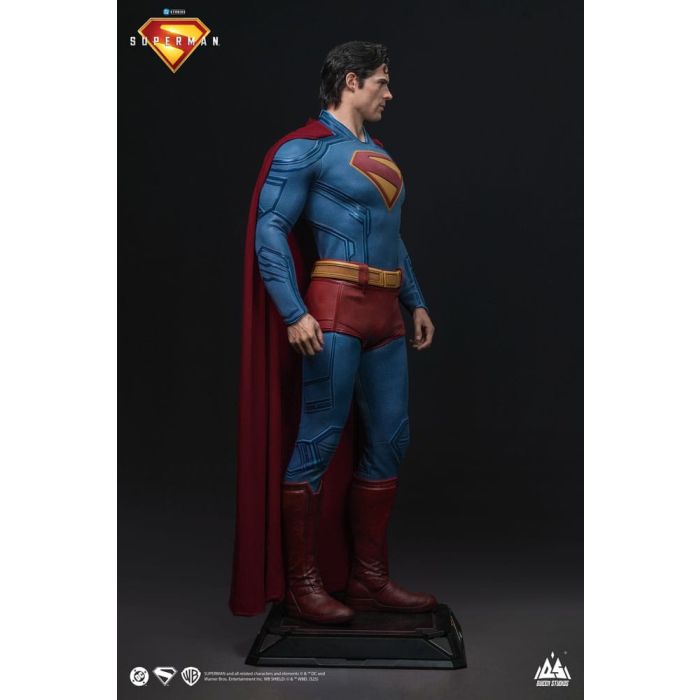 Superman 2025 Life-Size Statue Superman 208 cm
