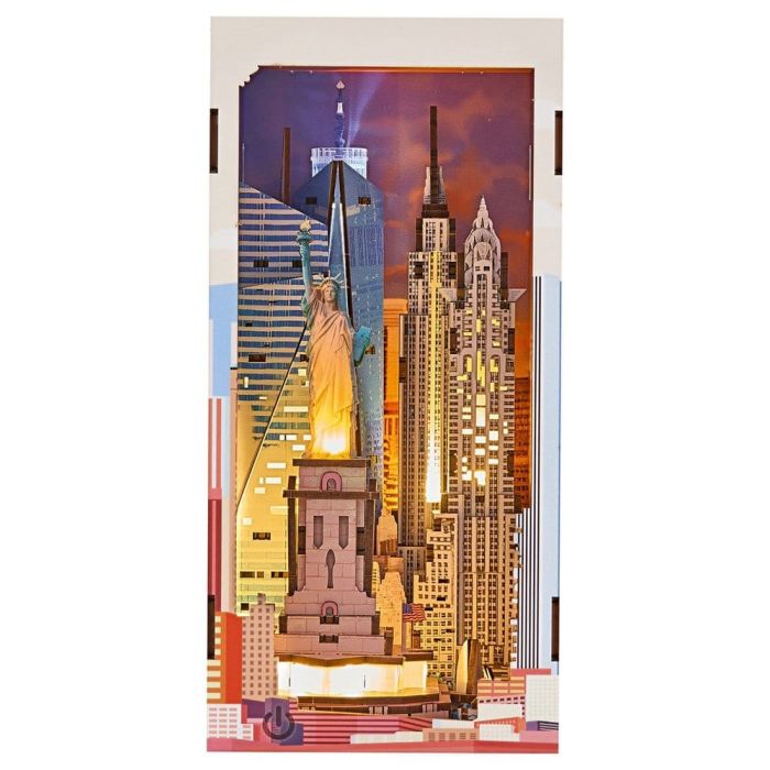 Revell Tiny Adventures Book Nook Mini Diorama New York 18 cm