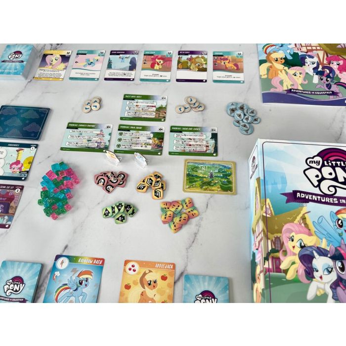 My Little Pony card game Deck-Building Adventures in Equestria *Englische Version*