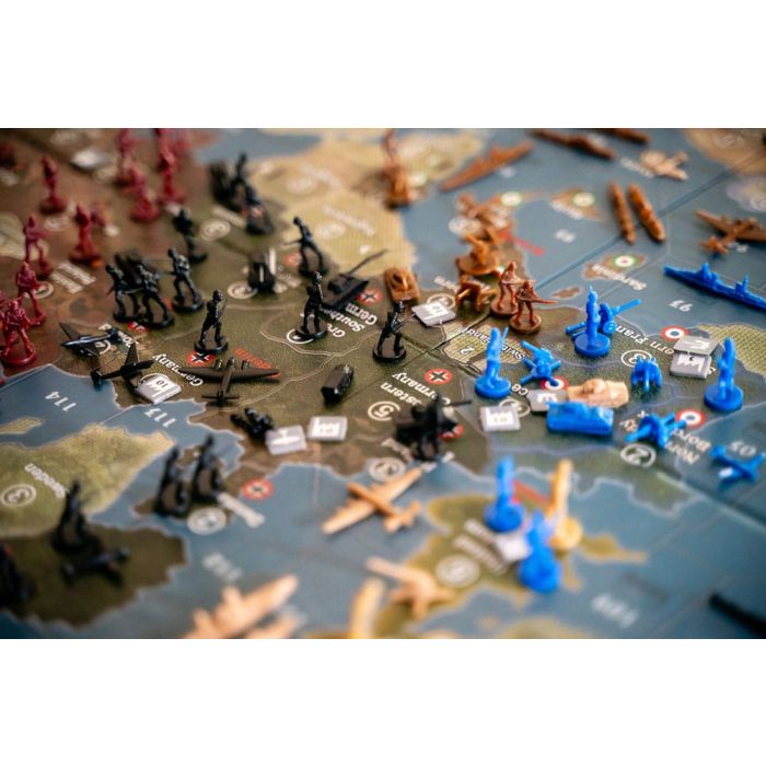 Axis & Allies board game Axis & Allies: 1940 Europpe Second Edition *English Version*