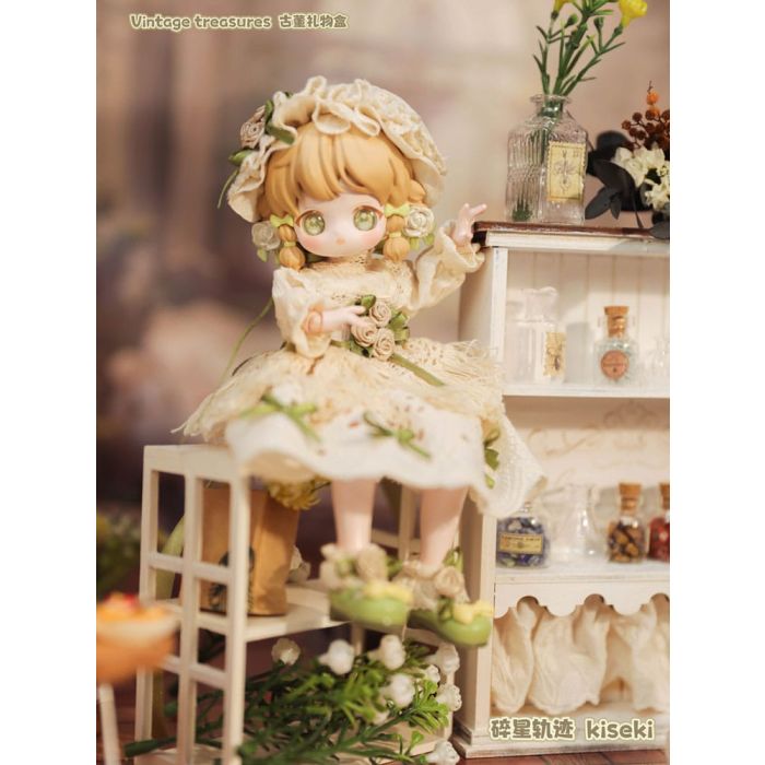 Original Character Trading Figures 8-Pack Vintage Treasures - Antique Gift Box 18 cm