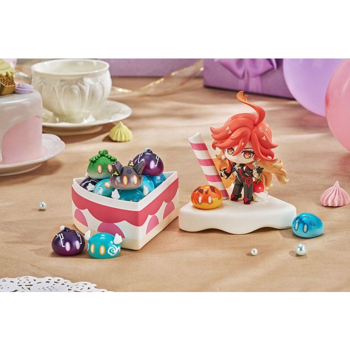 Genshin Impact Wondrous Travels Series Figure Zhongli Chibi 12 cm      