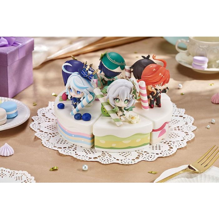 Genshin Impact Wondrous Travels Series Figure Furina Chibi 14 cm