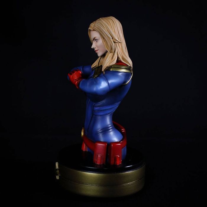 Captain Marvel Bust Captain Marvel 20 cm