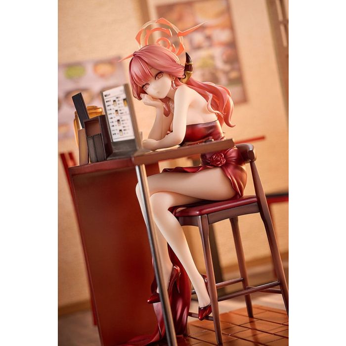 Blue Archive PVC Statue 1/7 Aru (Dress): Memorial Lobby Ver. 23 cm    