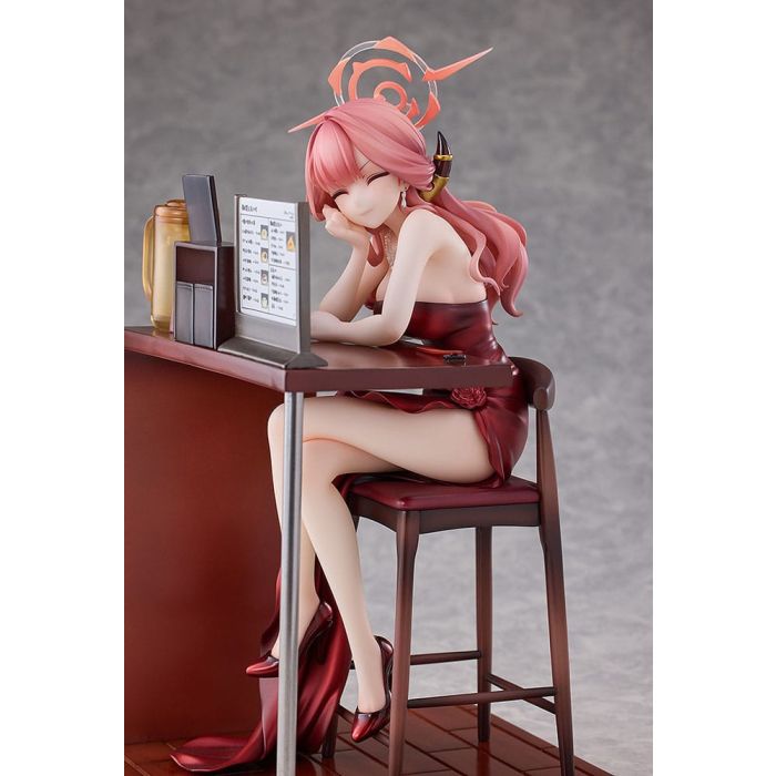Blue Archive PVC Statue 1/7 Aru (Dress): Memorial Lobby Ver. 23 cm    