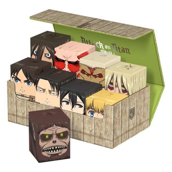 Squaroes Collectors Case 800 Attack on Titan - Shiganshina District