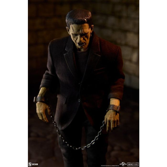 Universal Monsters Action Figure 1/6 Frankenstein (Deluxe Edition) 33 cm