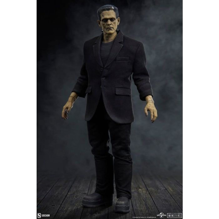 Universal Monsters Action Figure 1/6 Frankenstein (Deluxe Edition) 33 cm