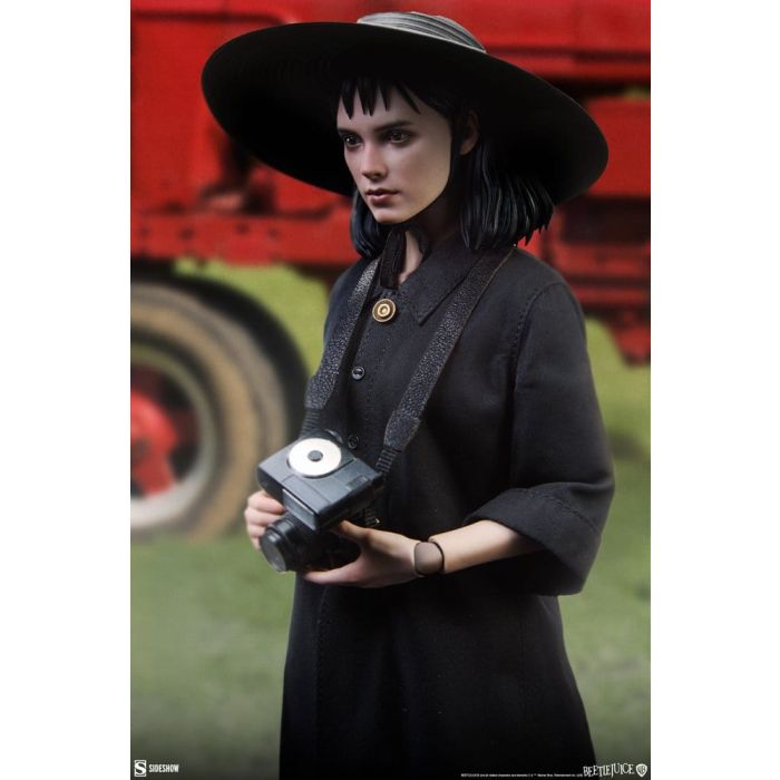 Beetlejuice Action Figure 1/6 Lydia Deetz 25 cm