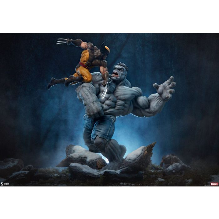 Marvel Statue Grey Hulk vs Wolverine 58 cm