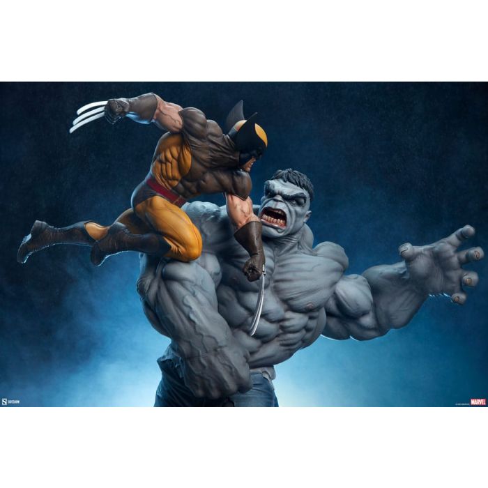 Marvel Statue Grey Hulk vs Wolverine 58 cm