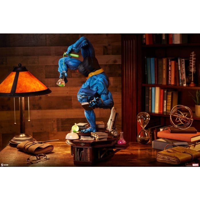 Marvel Premium Format Statue Beast 67 cm
