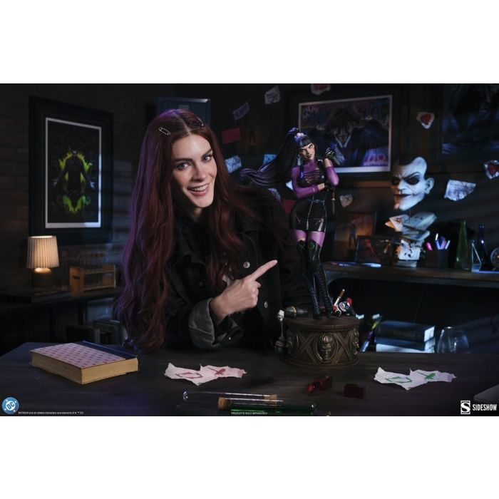 DC Comics Premium Format Figure Punchline 55 cm