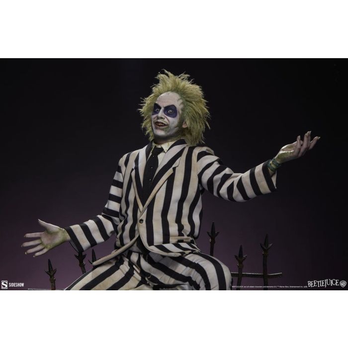 Beetlejuice Premium Format Mixed Media Statue Beetlejuice 54 cm