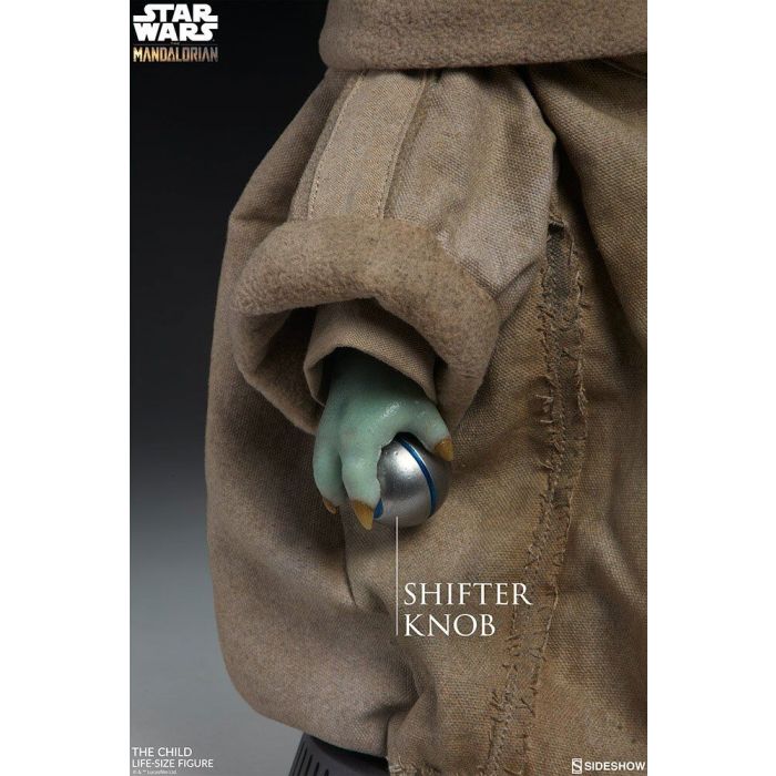 Baby Yoda Statue / The Child Life Size Statue - The Mandalorian - Sideshow Toys