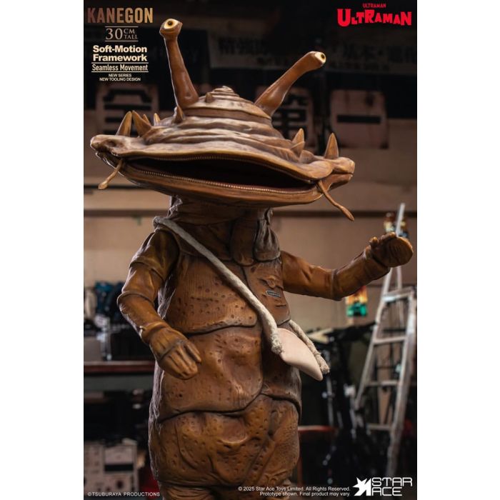 Ultraman Ultra-Kaiju Soft Vinyl Statue Kanegon Special Edition 30 cm      