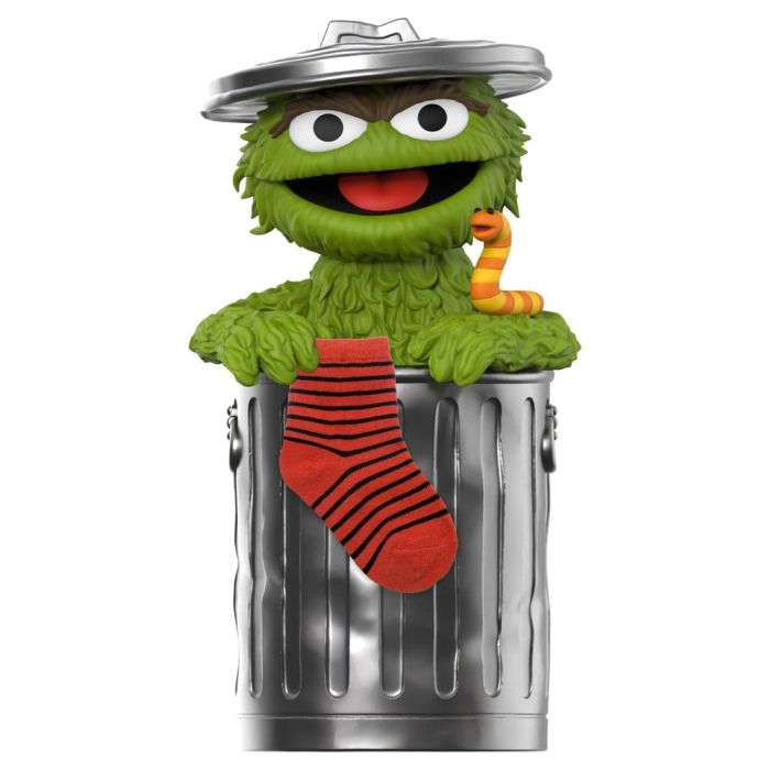 Sesame Street SuperSize Vinyl Figure Oscar The Grouch