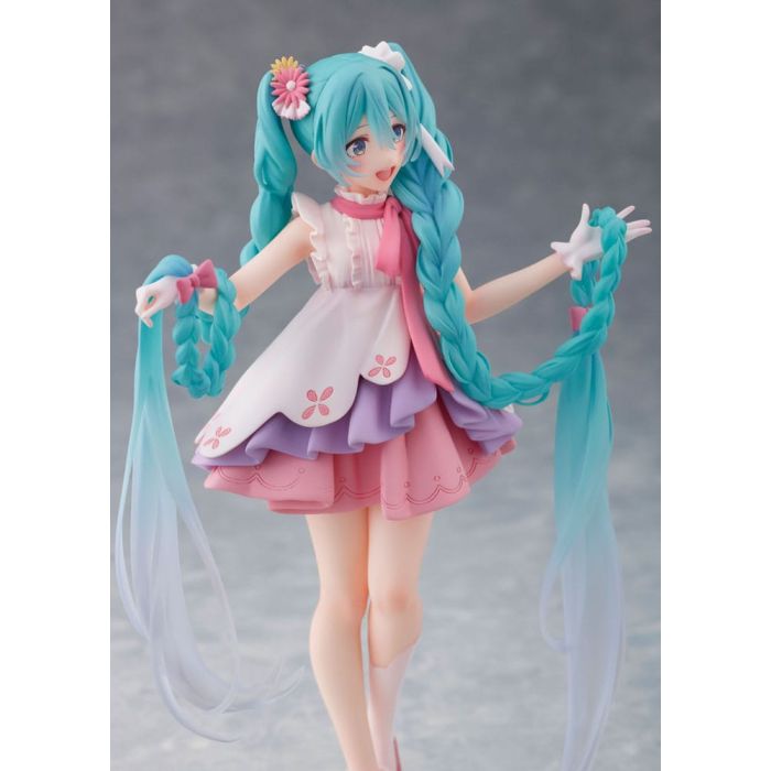 Hatsune Miku PVC Statue Hatsune Miku Wonderland Rapunzel Ver. 18 cm         