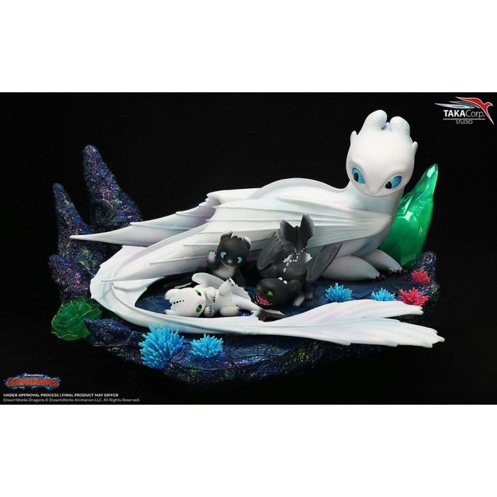 How To Train Your Dragon Statue 1/6 Light Fury & Night Lights 36 cm