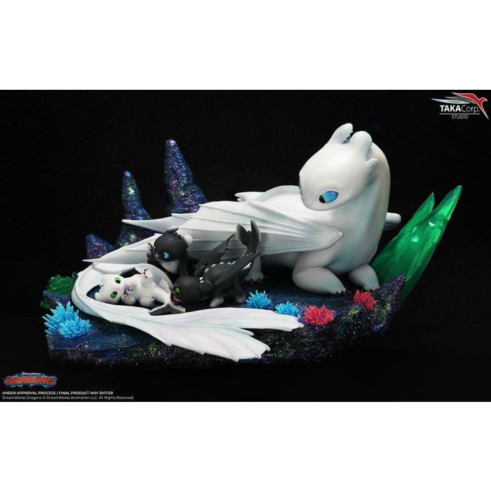 How To Train Your Dragon Statue 1/6 Light Fury & Night Lights 36 cm